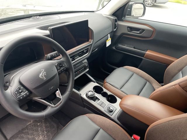 Used 2025 Ford Bronco Sport Outer Banks w/ Outer Banks Tech Package+ image 16