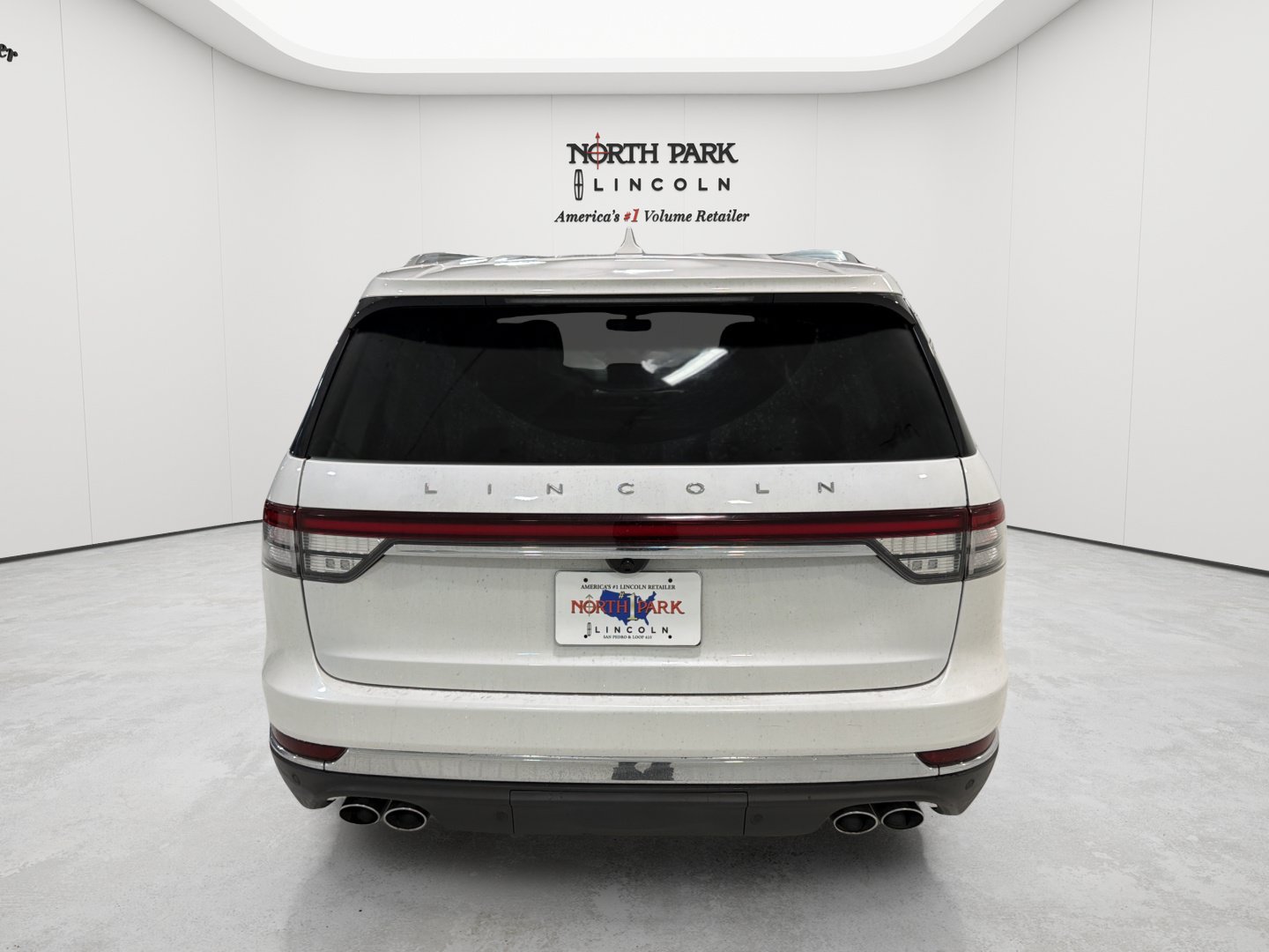 Used 2020 Lincoln Aviator Reserve w/ Equipment Group 202A AWD/4WD image 4