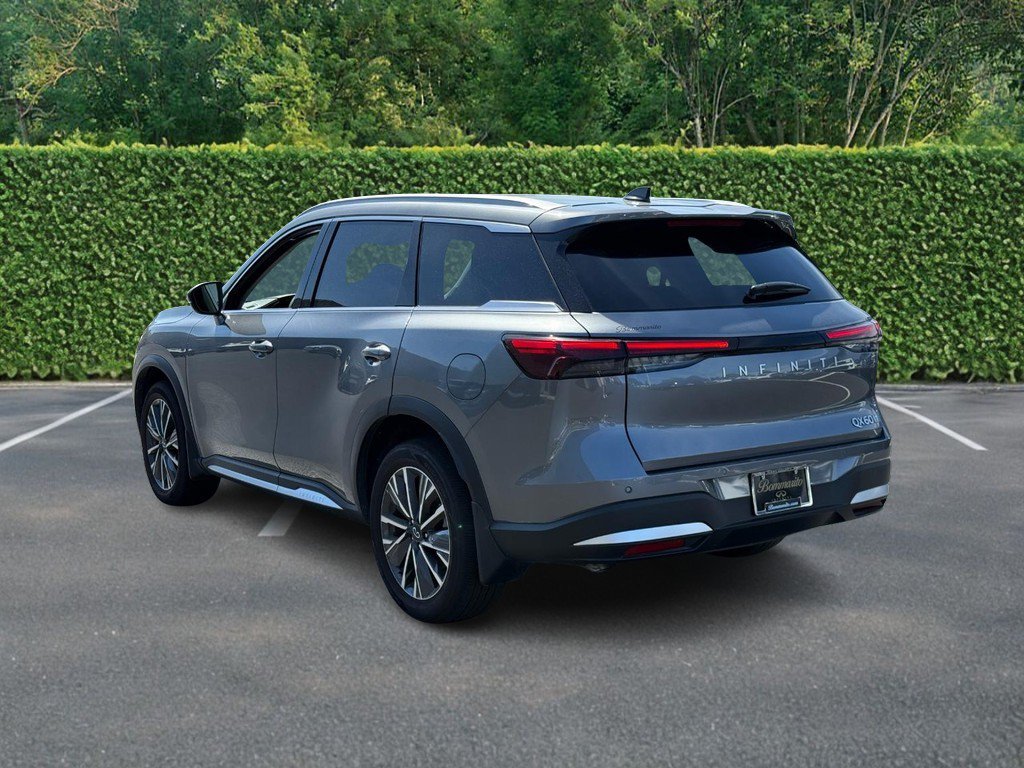 Used 2026 INFINITI QX60 Luxe w/ Family Package AWD/4WD image 6
