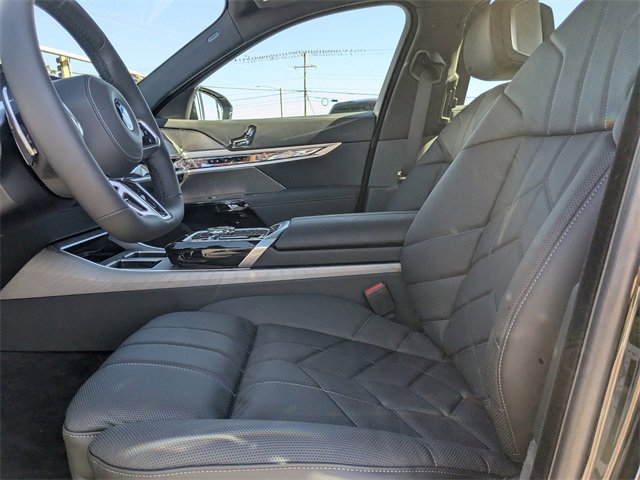 New 2026 BMW 740i w/ Executive Package image 21