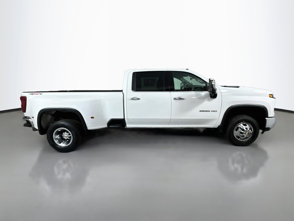 Used 2026 Chevrolet Silverado 3500 LTZ w/ LTZ Plus Package AWD/4WD image 6