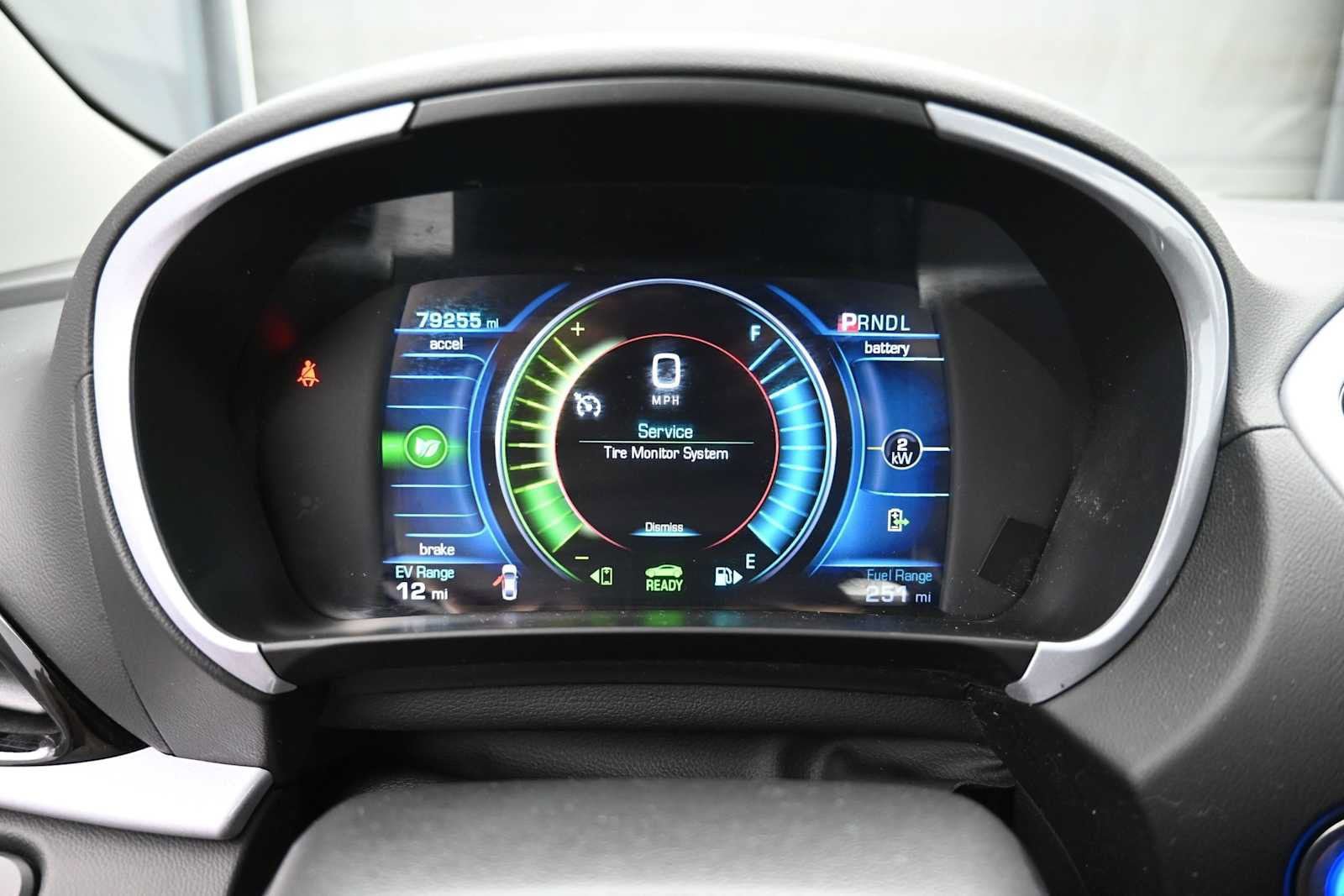 Used 2017 Chevrolet Volt LT w/ Comfort Package FWD image 7