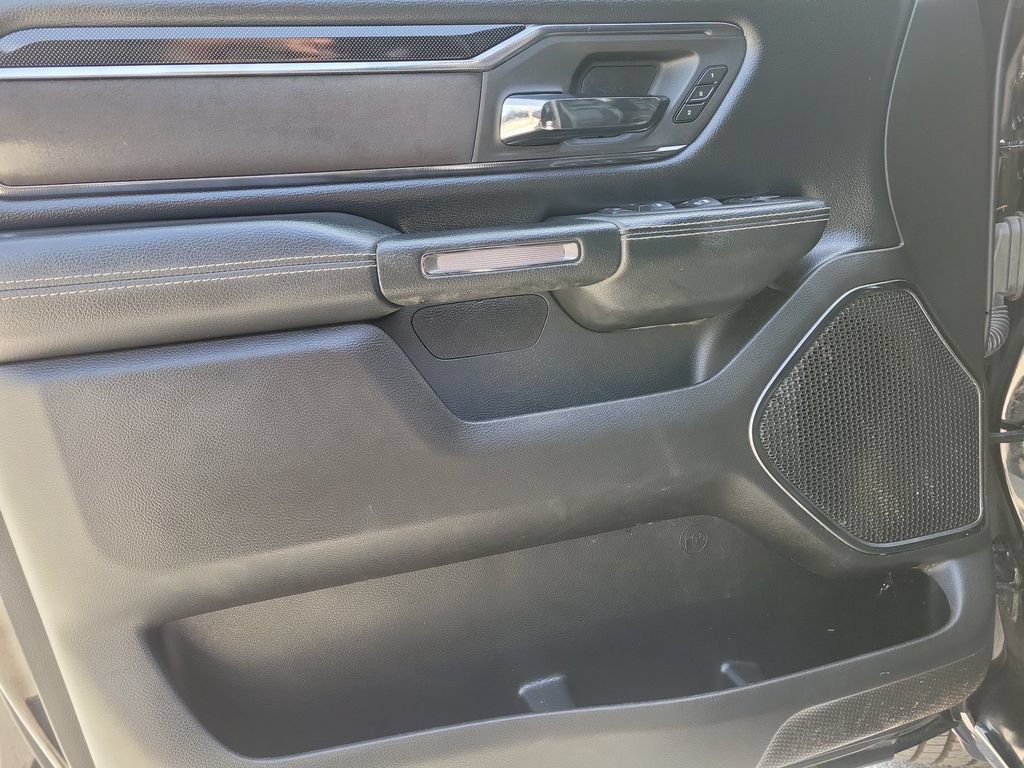 Used 2022 RAM 1500 Laramie w/ G/T Package RWD image 11