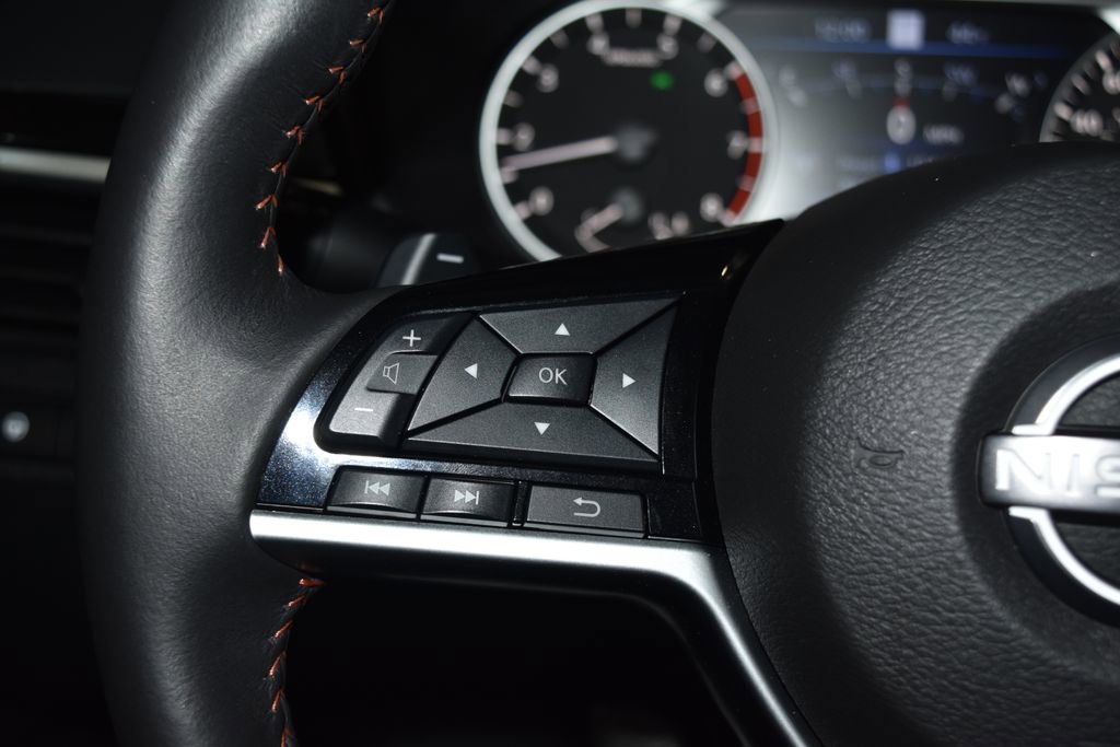 Certified 2024 Nissan Altima 2.0 SR image 7