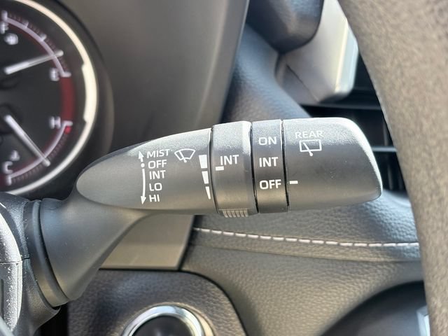Used 2025 Toyota RAV4 XLE FWD image 16