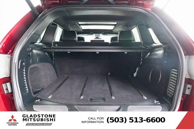 Used 2017 Jeep Grand Cherokee Limited w/ Luxury Group II AWD/4WD image 9
