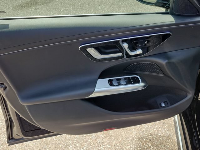 Used 2025 Mercedes-Benz E 350 Sedan w/ Winter Package image 17