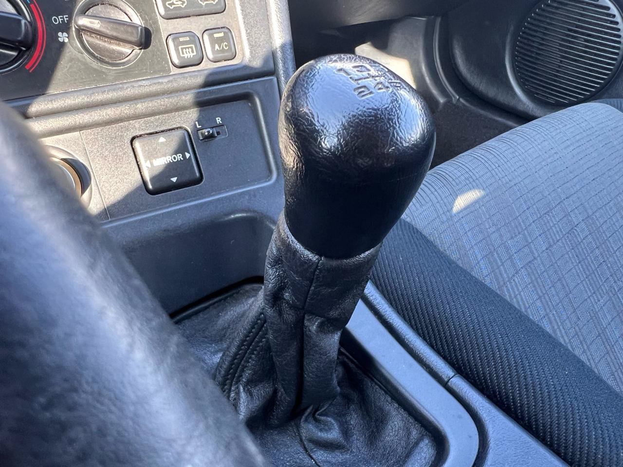 Used 1994 Toyota Celica ST FWD image 32