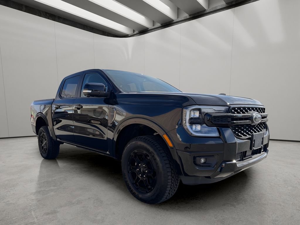Used 2025 Ford Ranger Lariat w/ Black Appearance Package AWD/4WD image 7