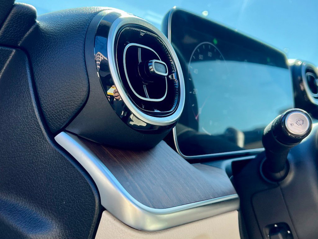 Certified 2024 Mercedes-Benz C 300 4MATIC Sedan image 17