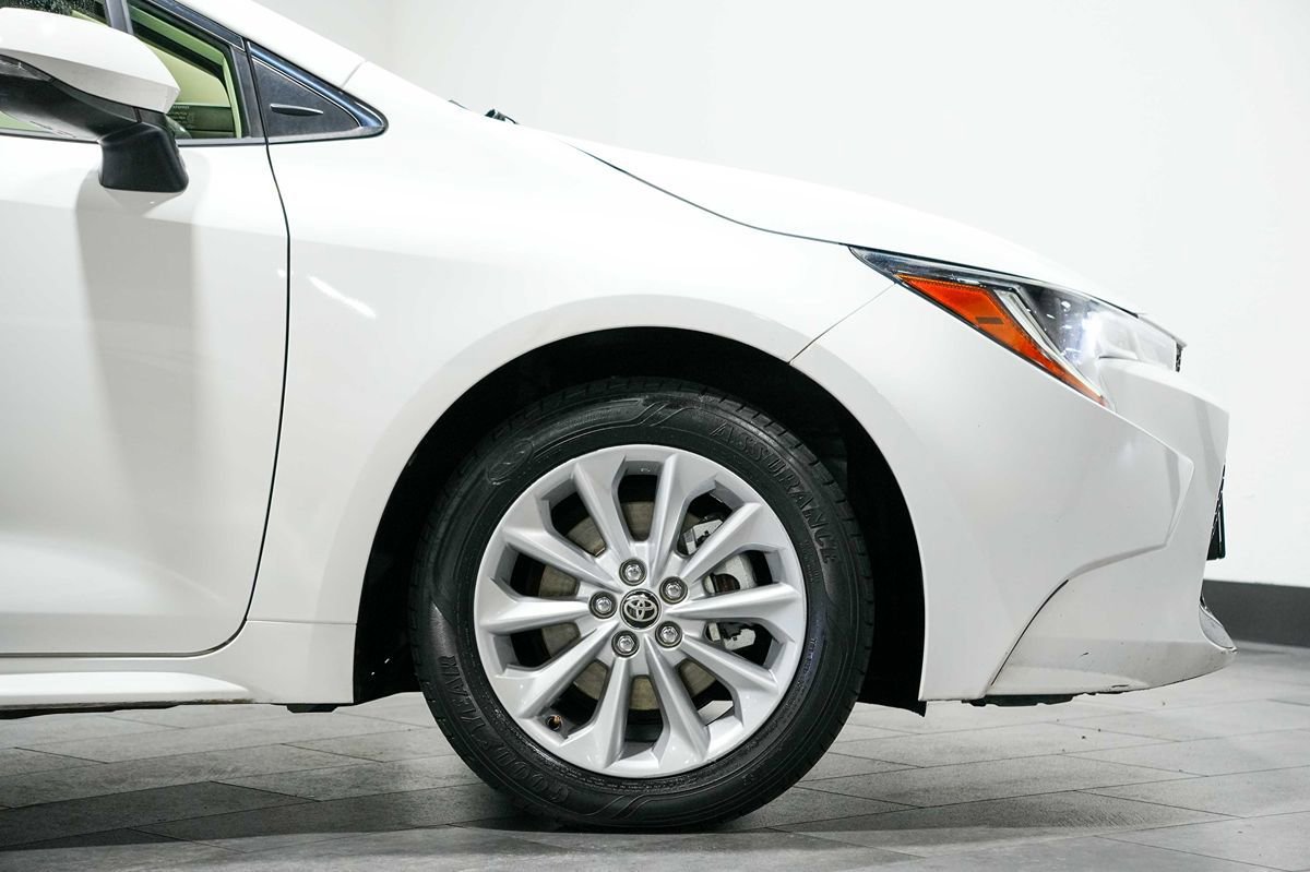 Used 2022 Toyota Corolla XLE FWD image 9