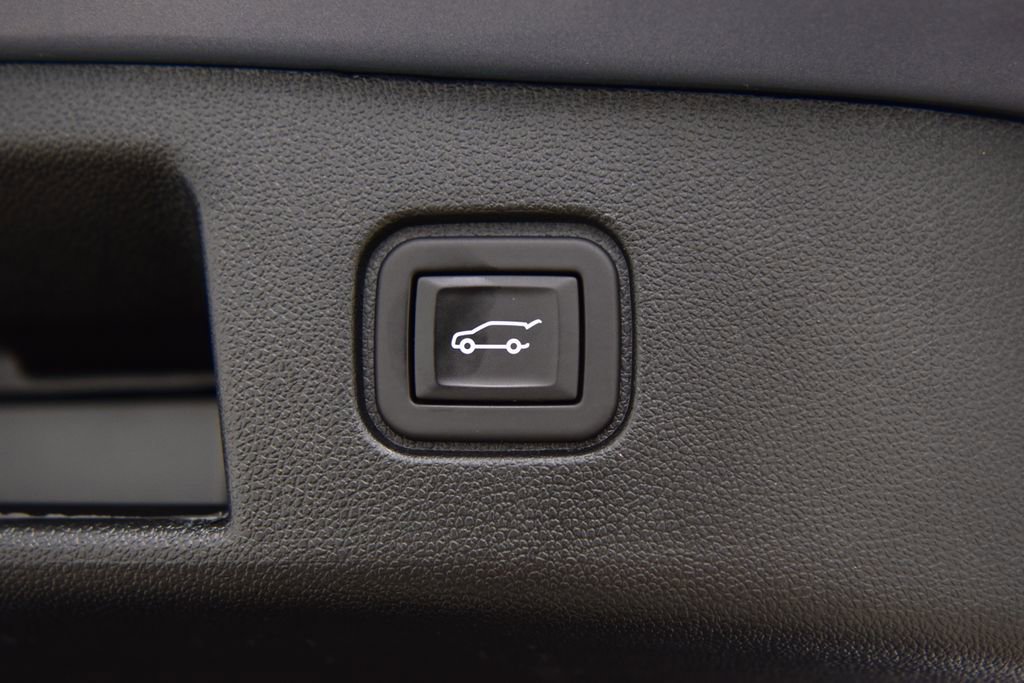 Used 2024 Chevrolet Blazer EV LT image 23