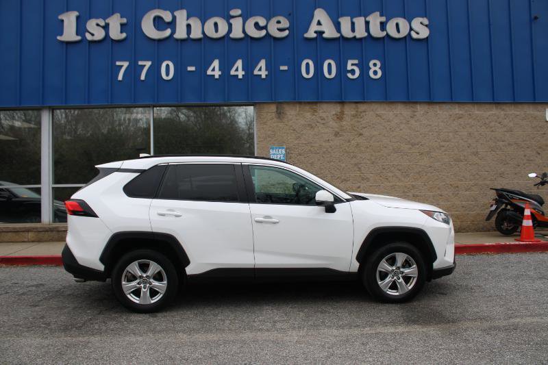 Used 2020 Toyota RAV4 XLE AWD/4WD image 7