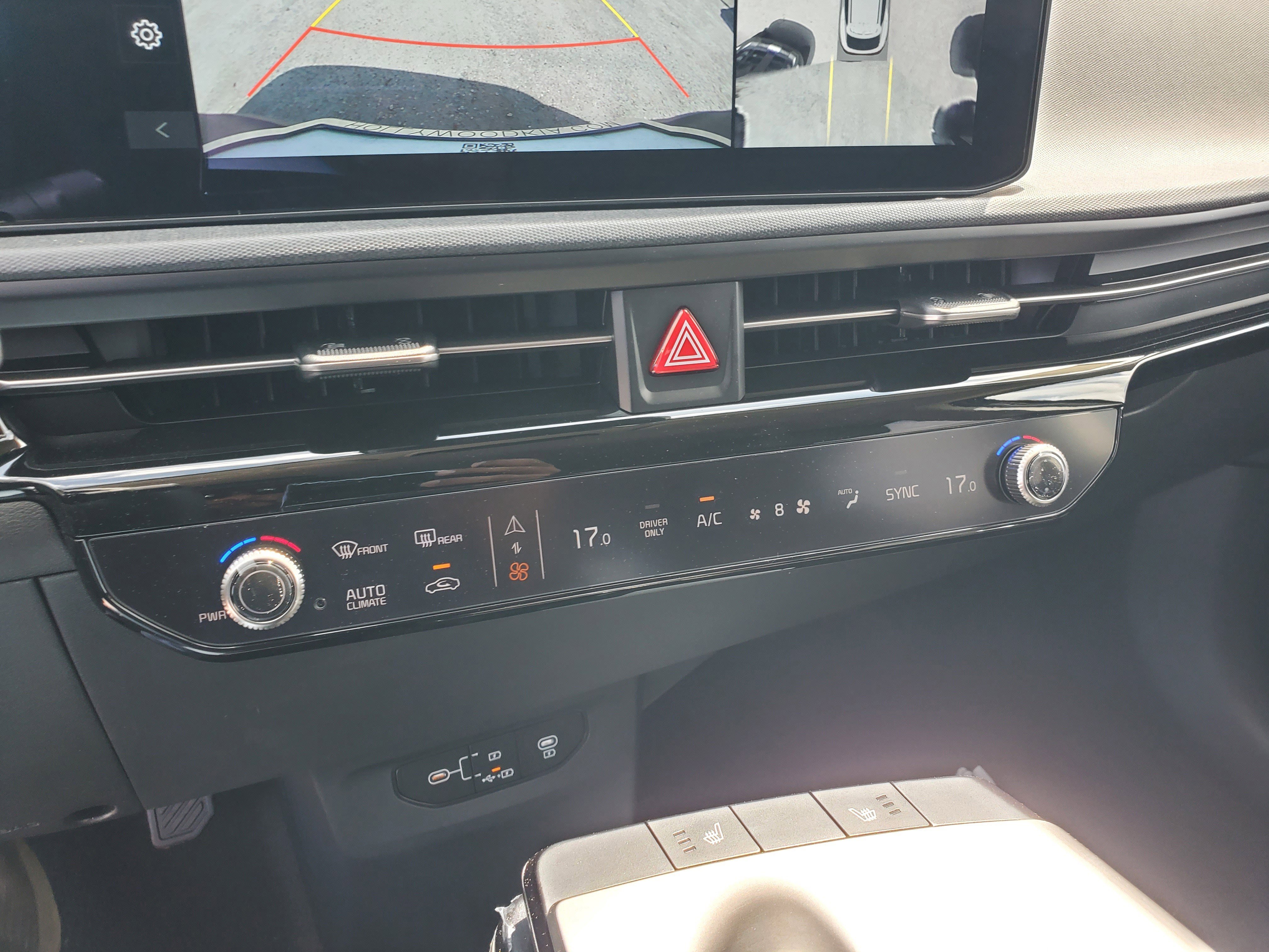 New 2025 Kia EV6 Wind image 24