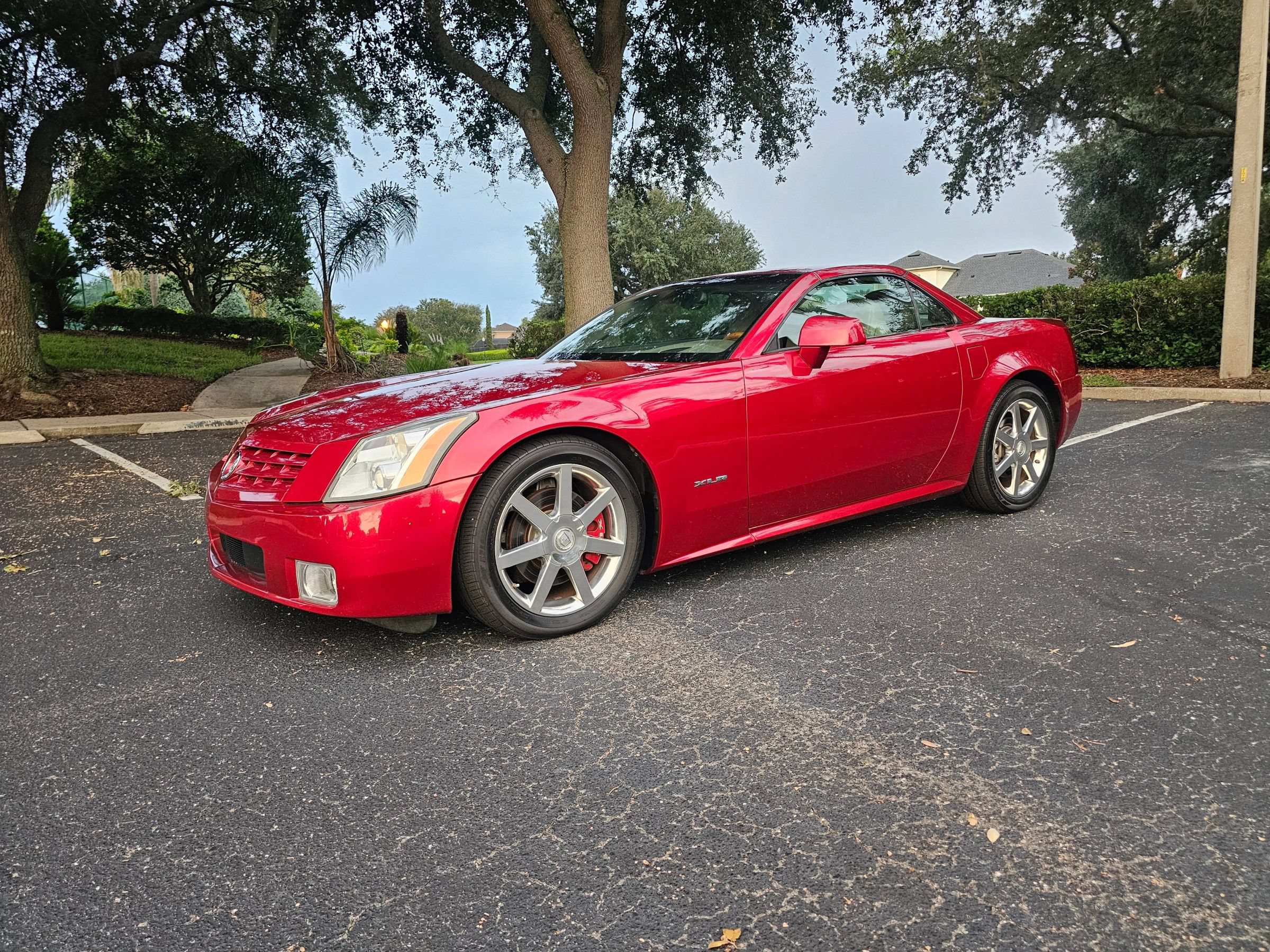 Used 2004 Cadillac XLR RWD image 5