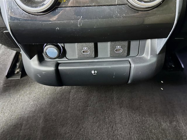 Certified 2022 Land Rover Range Rover Sport HSE Silver Edition image 28