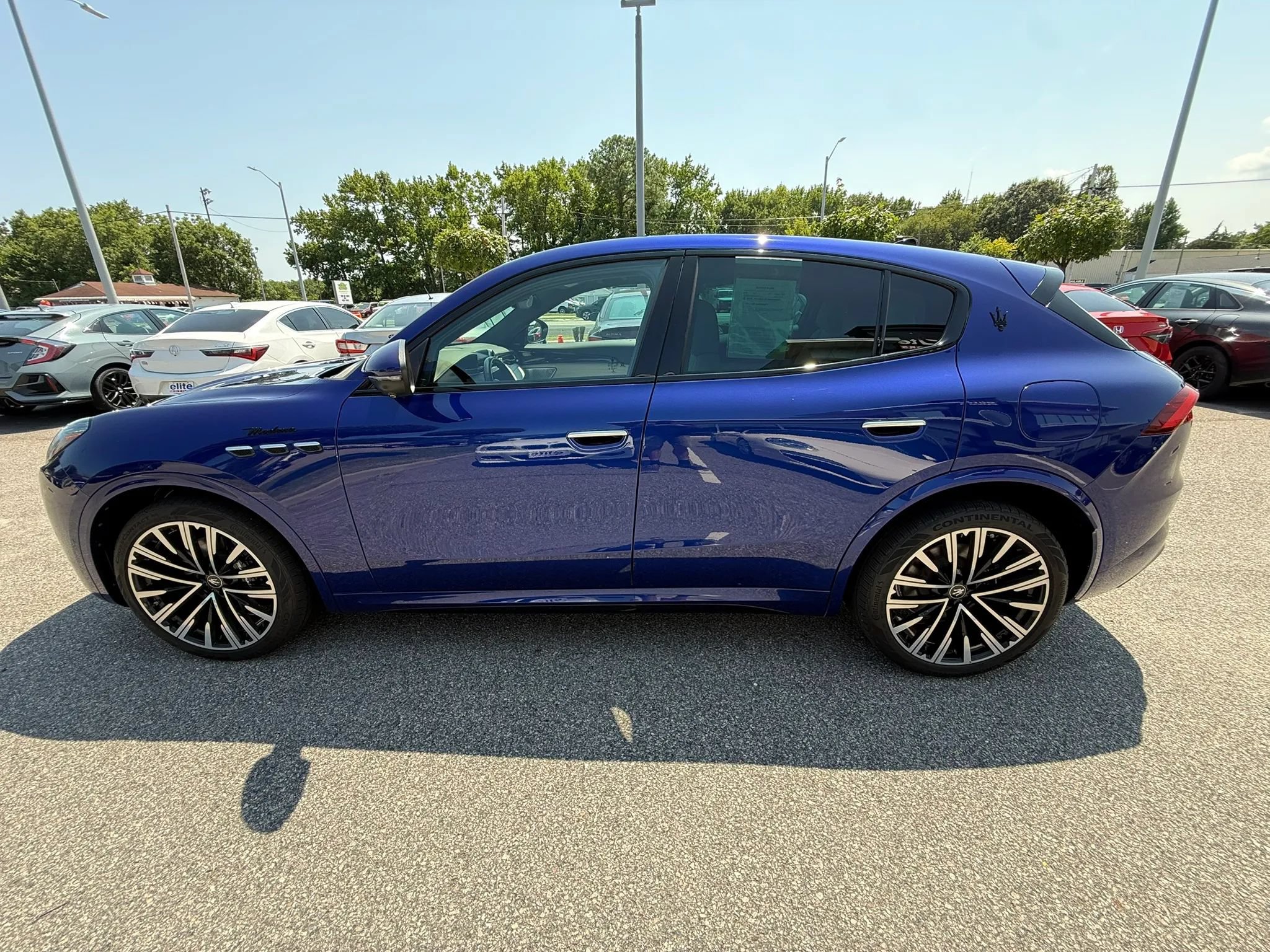 Used 2023 Maserati Grecale Modena AWD/4WD image 4