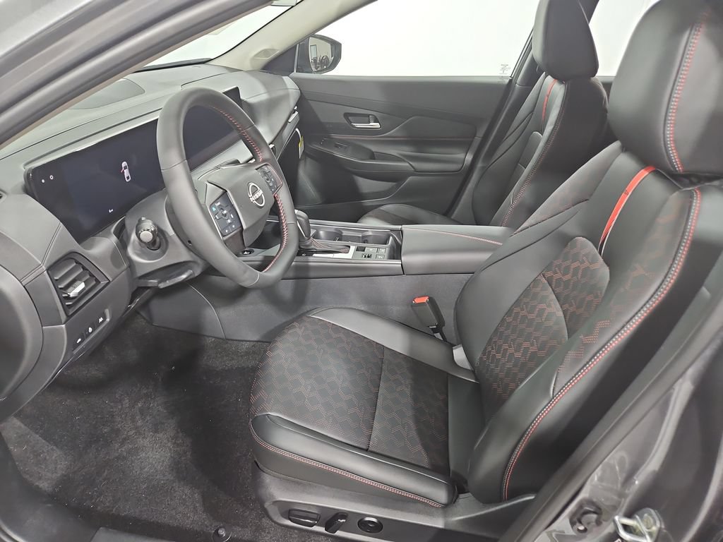 New 2026 Nissan Sentra SR w/ SR Premium Package FWD image 9