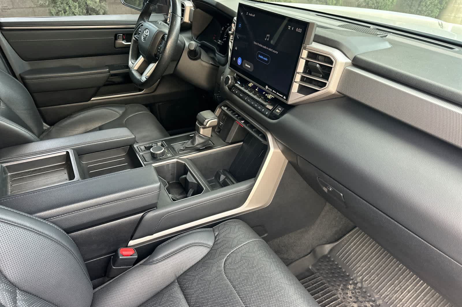 Used 2024 Toyota Tundra Limited AWD/4WD image 16