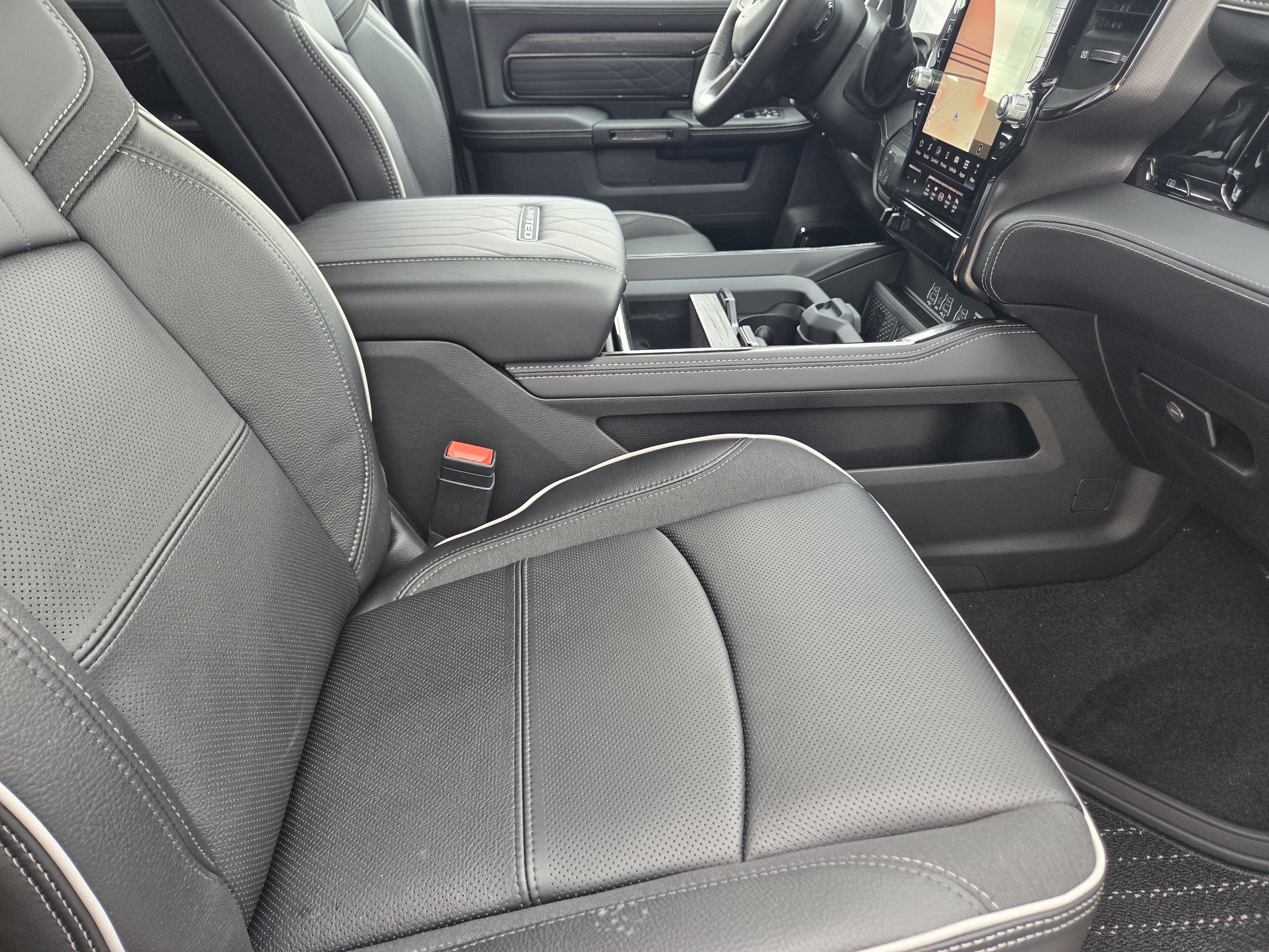 New 2027 RAM 3500 Limited AWD/4WD image 12