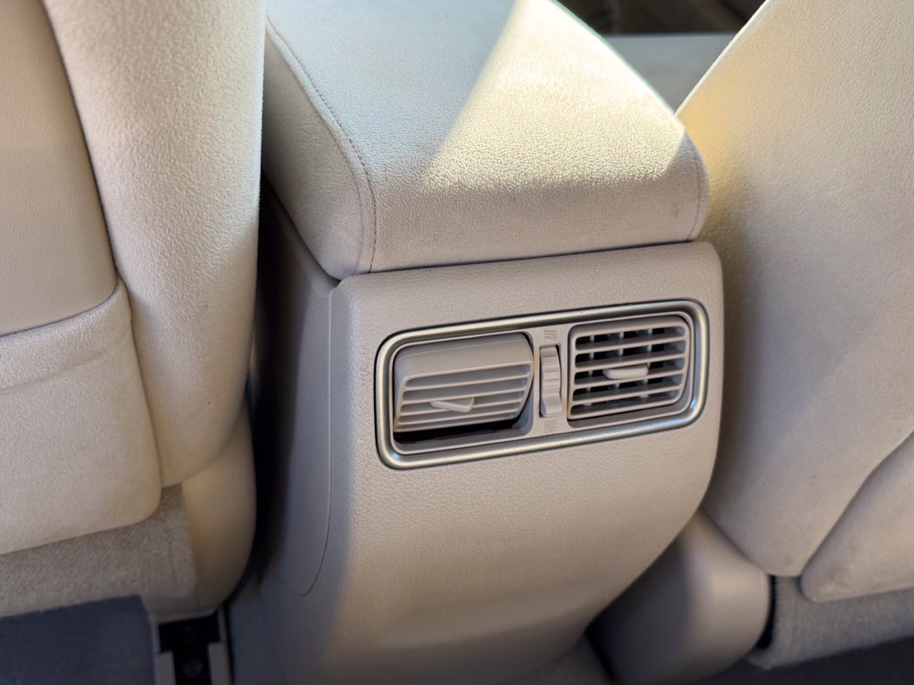 Used 2014 Nissan Altima 2.5 SV w/ Convenience Package FWD image 17