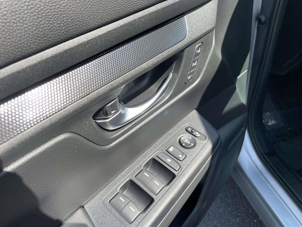 Used 2025 Honda CR-V Sport-L image 27