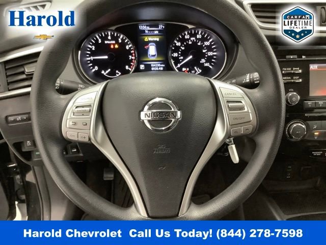 Used 2015 Nissan Rogue S image 16