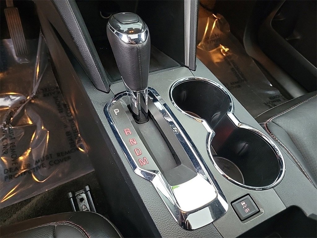 Used 2017 GMC Terrain SLT w/ Open Road Package image 28