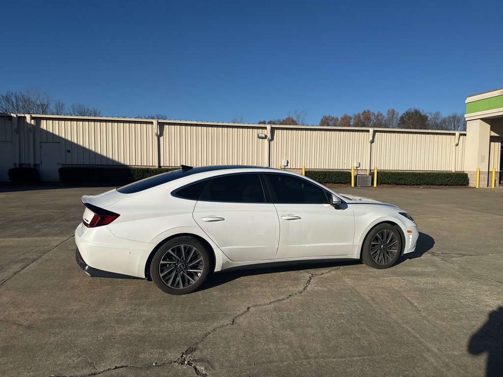 Used 2023 Hyundai Sonata Limited w/ Cargo Package image 13