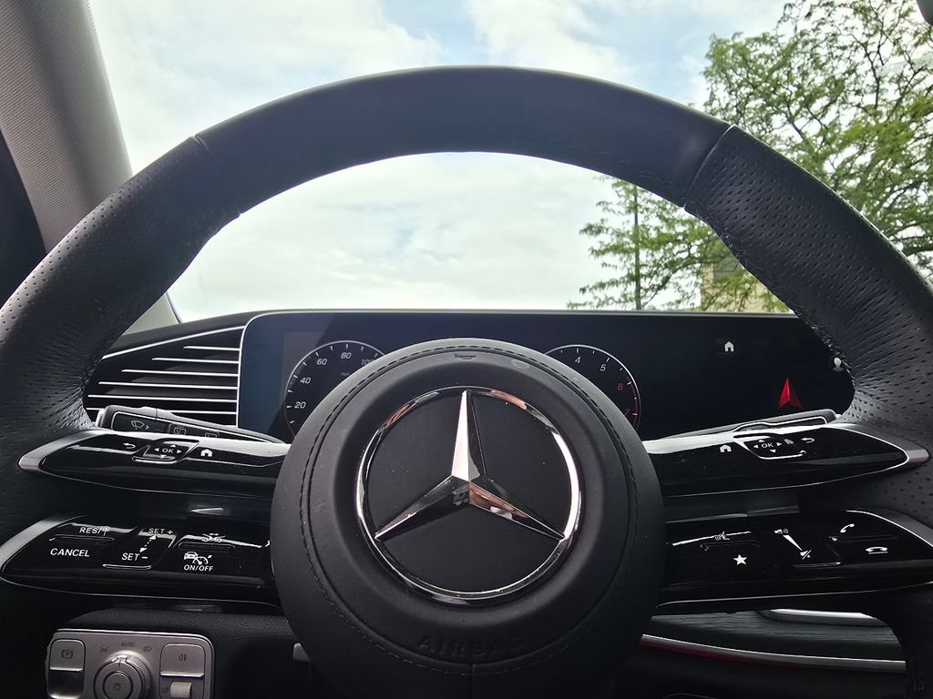 Used 2026 Mercedes-Benz GLS 450 4MATIC image 31