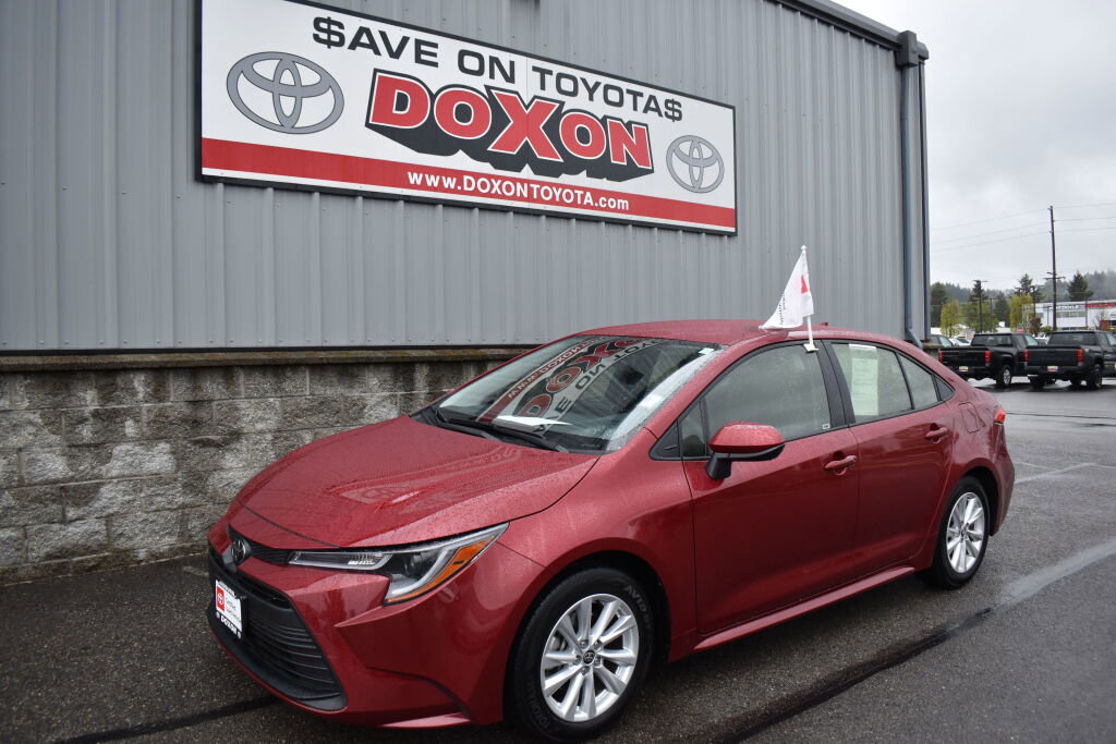 Certified 2025 Toyota Corolla LE w/ LE Premium Package FWD image 1