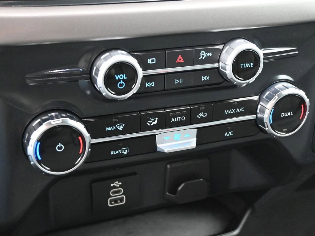 Certified 2025 Ford F150 XLT w/ Equipment Group 301A Standard image 16