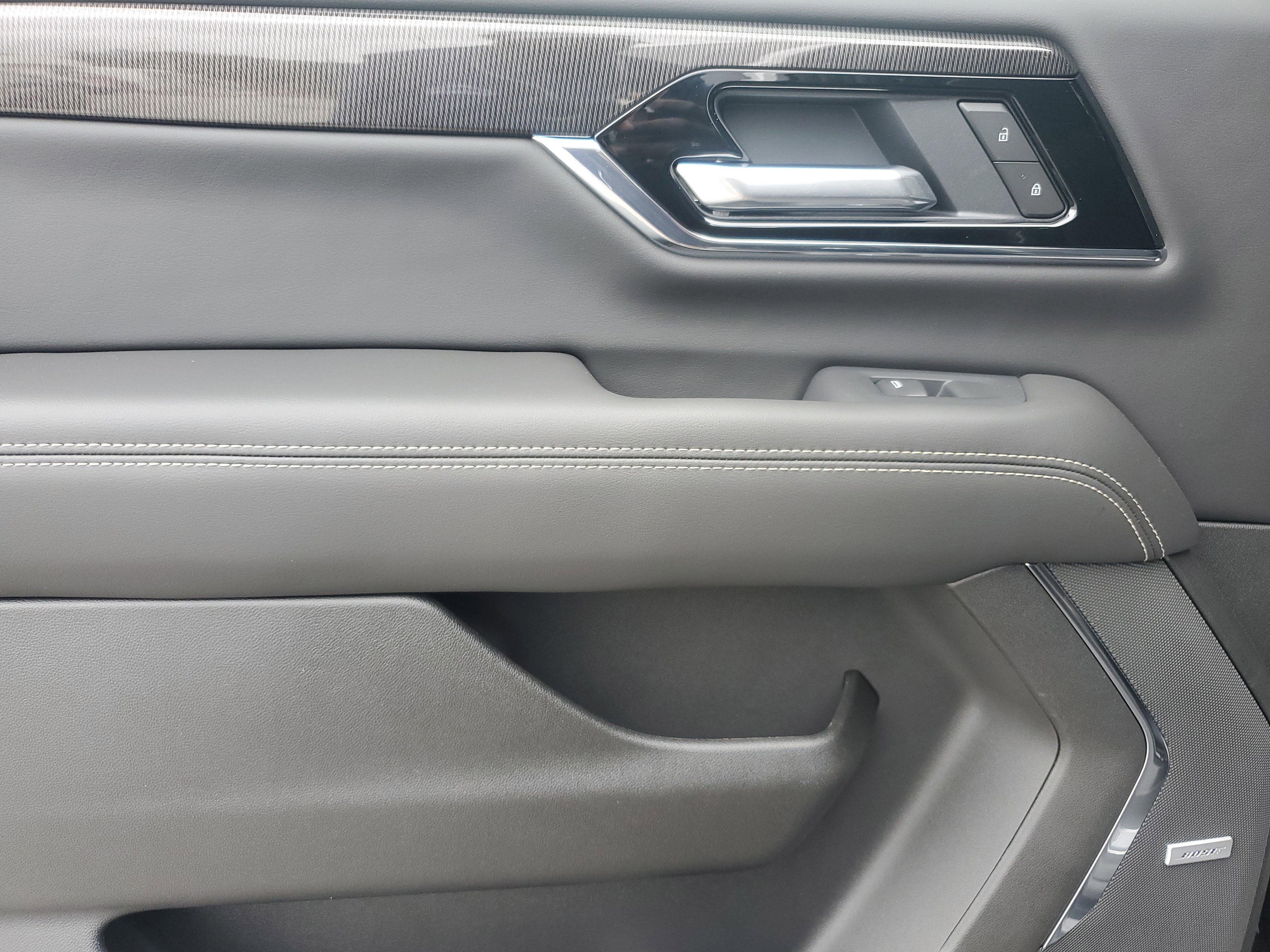 New 2026 GMC Yukon XL Elevation image 12