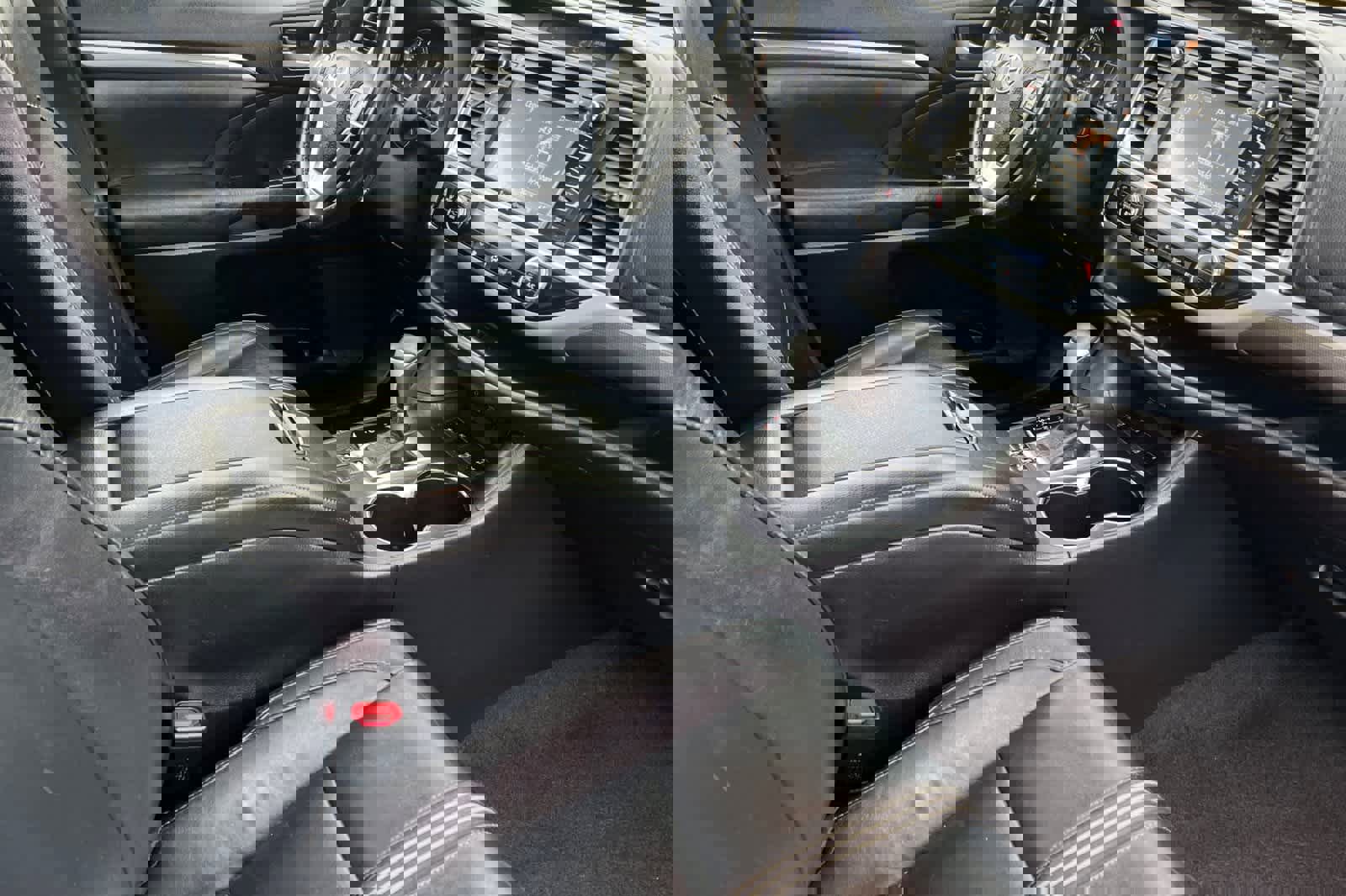 Used 2017 Toyota Highlander SE image 20