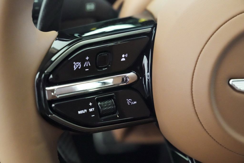 New 2026 Aston Martin V8 Vantage S image 11