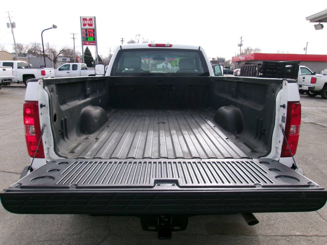 Used 2013 Chevrolet Silverado 2500 W/T w/ Snow Plow Prep Package image 3