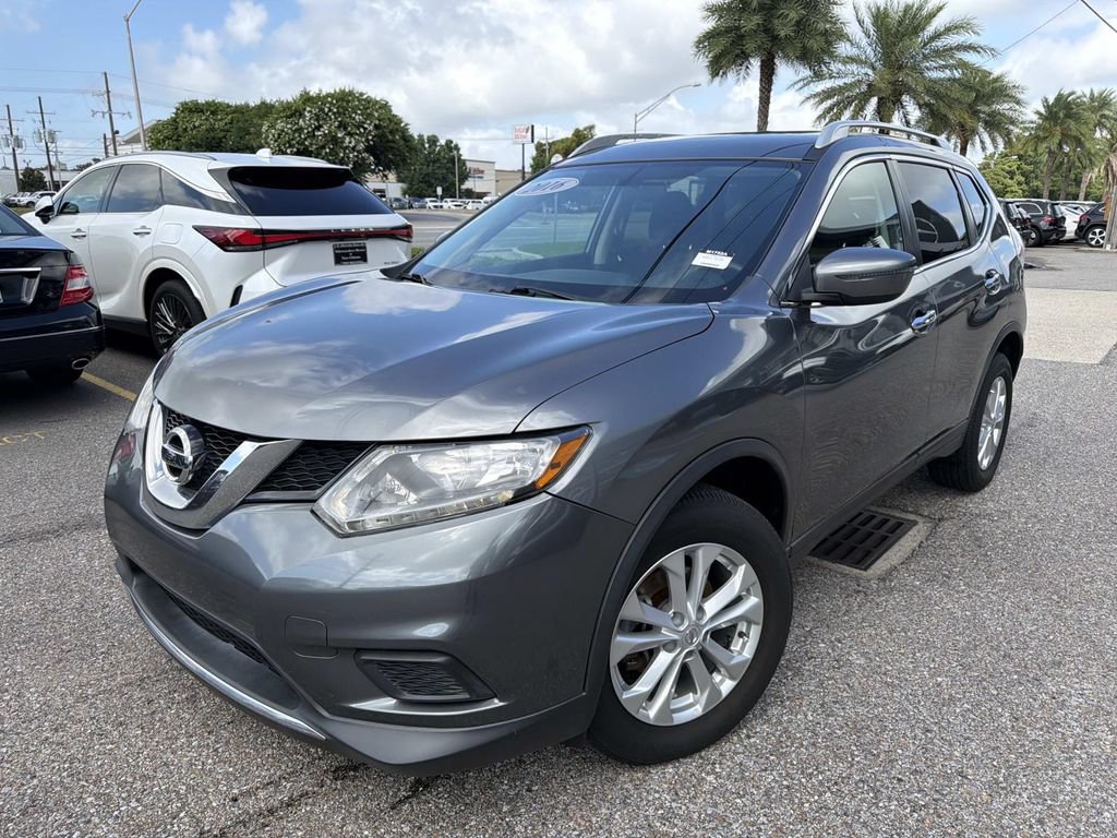 Used 2016 Nissan Rogue SV AWD/4WD image 3