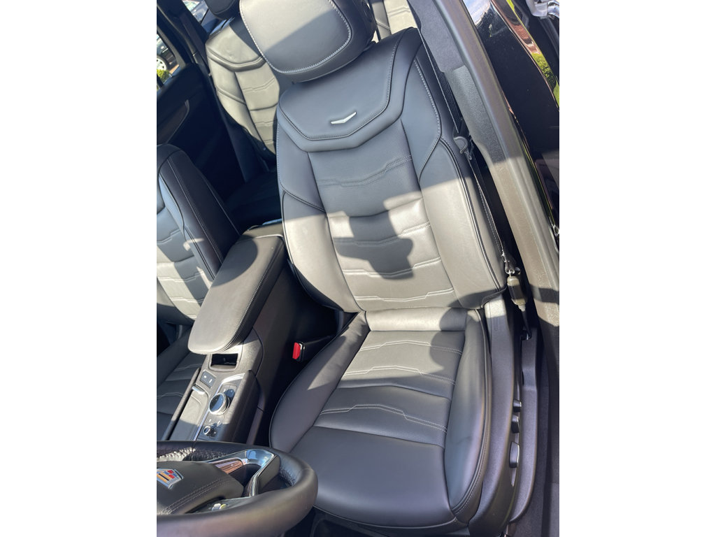 Used 2025 Cadillac XT6 Sport w/ Platinum Package AWD/4WD image 17