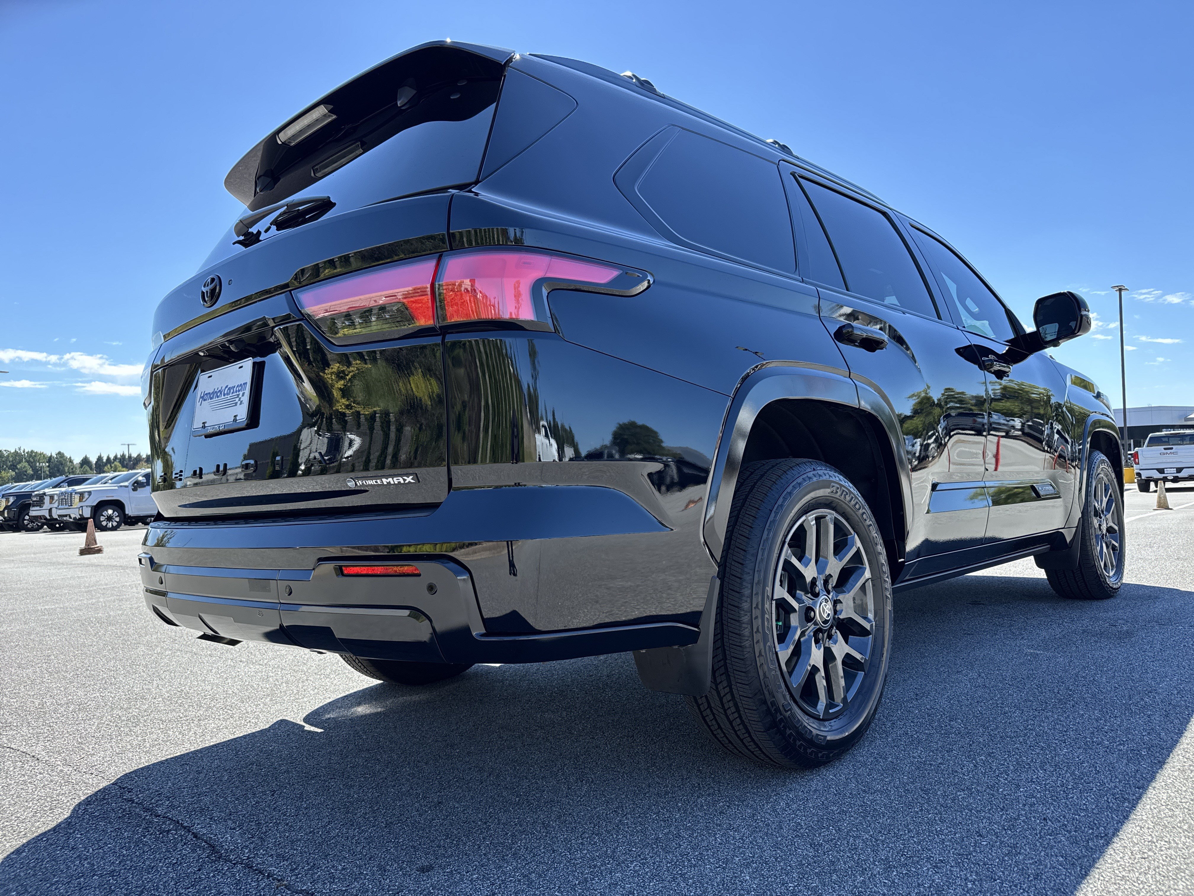 Used 2026 Toyota Sequoia Platinum AWD/4WD image 10