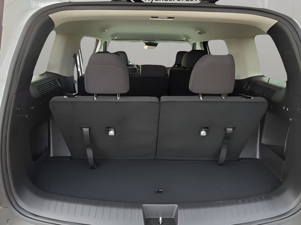 Used 2026 Hyundai Santa Fe SE image 29