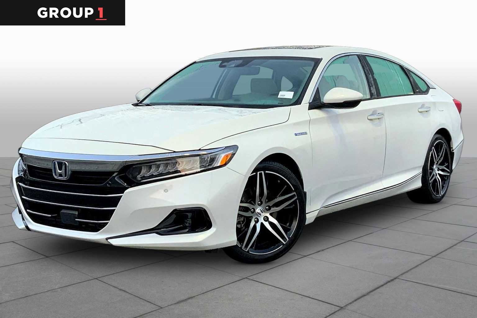 Used 2021 Honda Accord Touring image 1