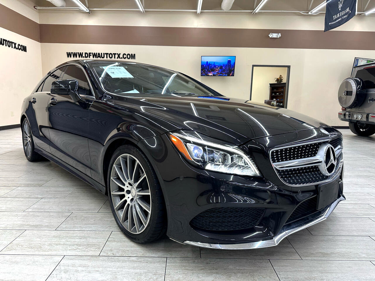 Used 2015 Mercedes-Benz CLS 400 w/ Premium 2 Package image 5