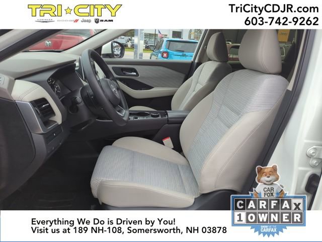 Used 2023 Nissan Rogue SV image 15