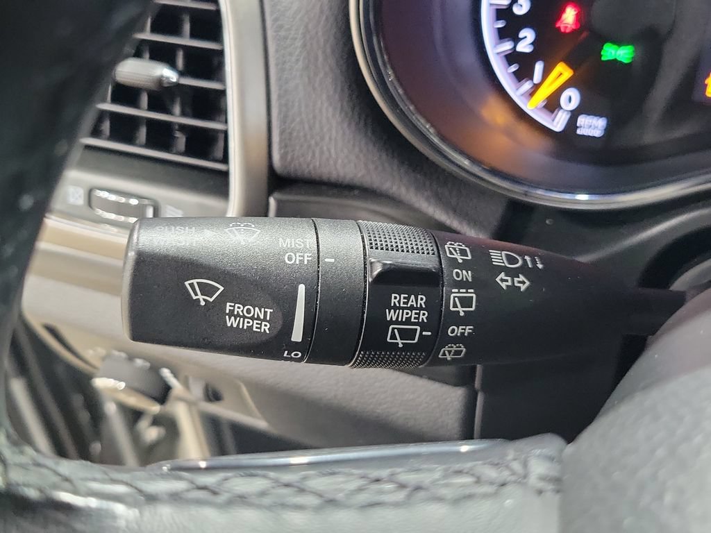 Used 2020 Jeep Grand Cherokee Altitude RWD image 26