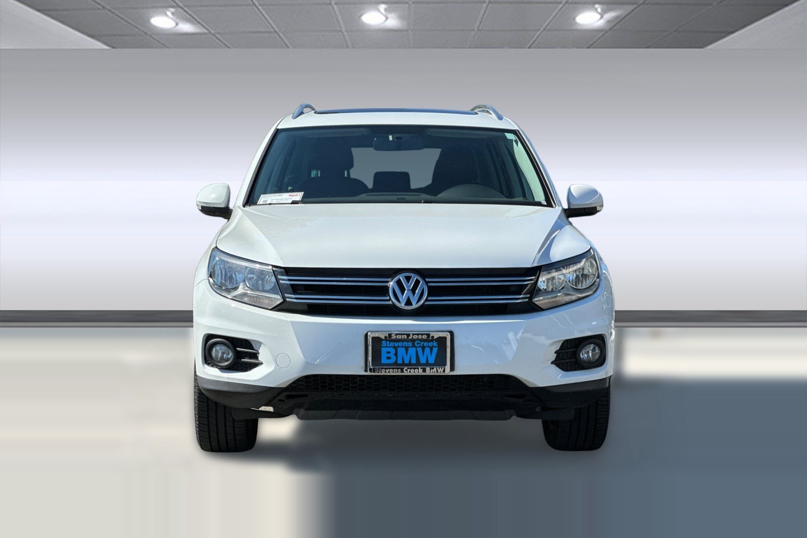 Used 2015 Volkswagen Tiguan S FWD image 6