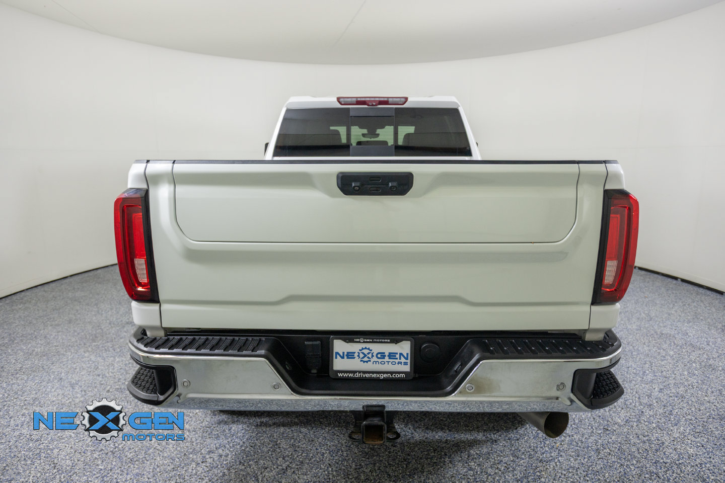 Used 2023 GMC Sierra 2500 Denali w/ Denali Ultimate Package AWD/4WD image 7
