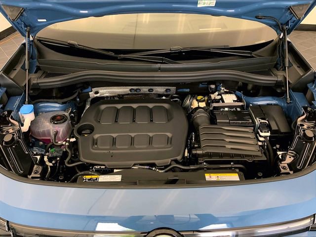 New 2026 Volkswagen Tiguan SE R-Line AWD/4WD image 13