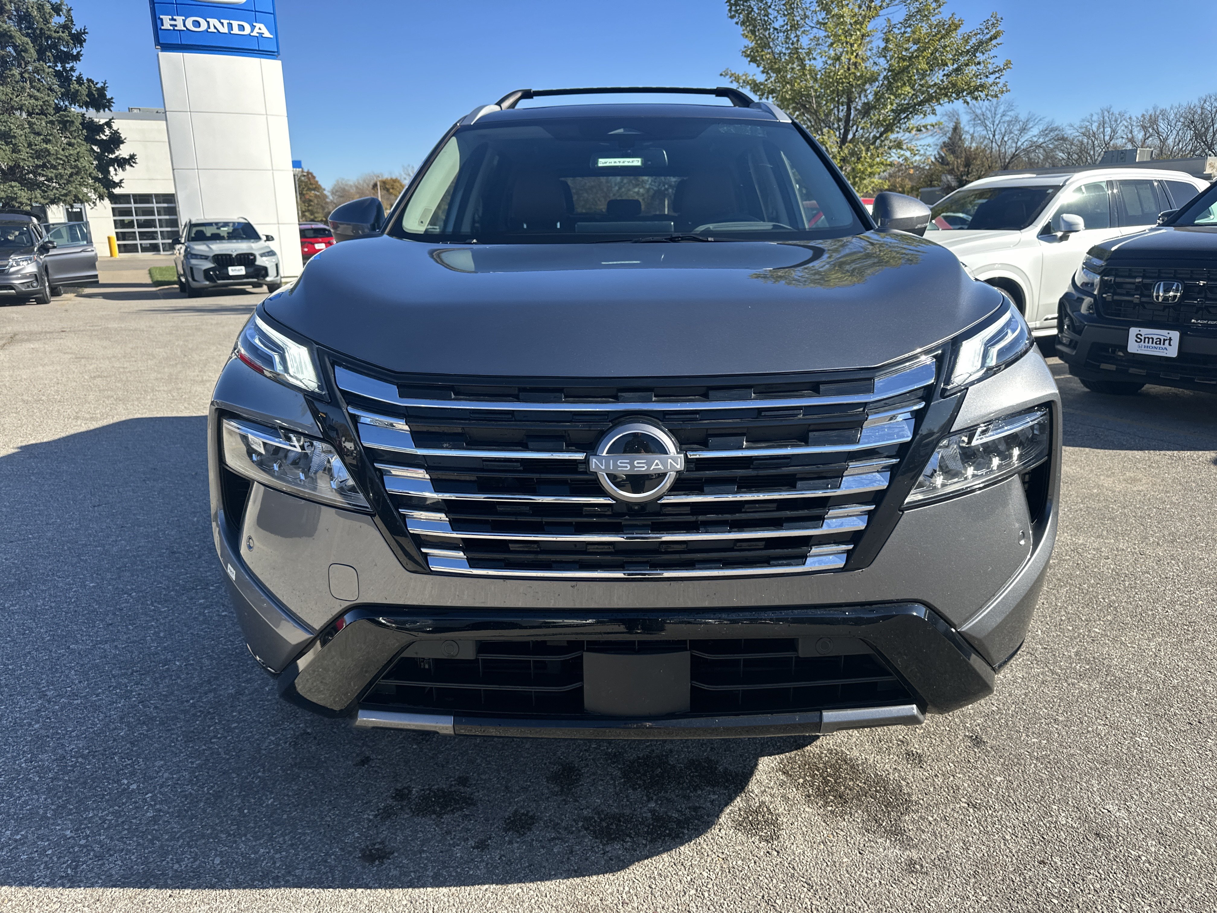 Used 2026 Nissan Rogue Platinum w/ Platinum Premium Package AWD/4WD image 8
