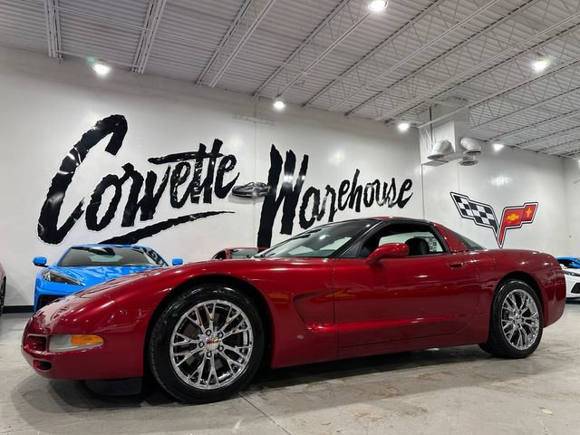 Used 1999 Chevrolet Corvette Coupe w/ Roof Pkg RWD image 3