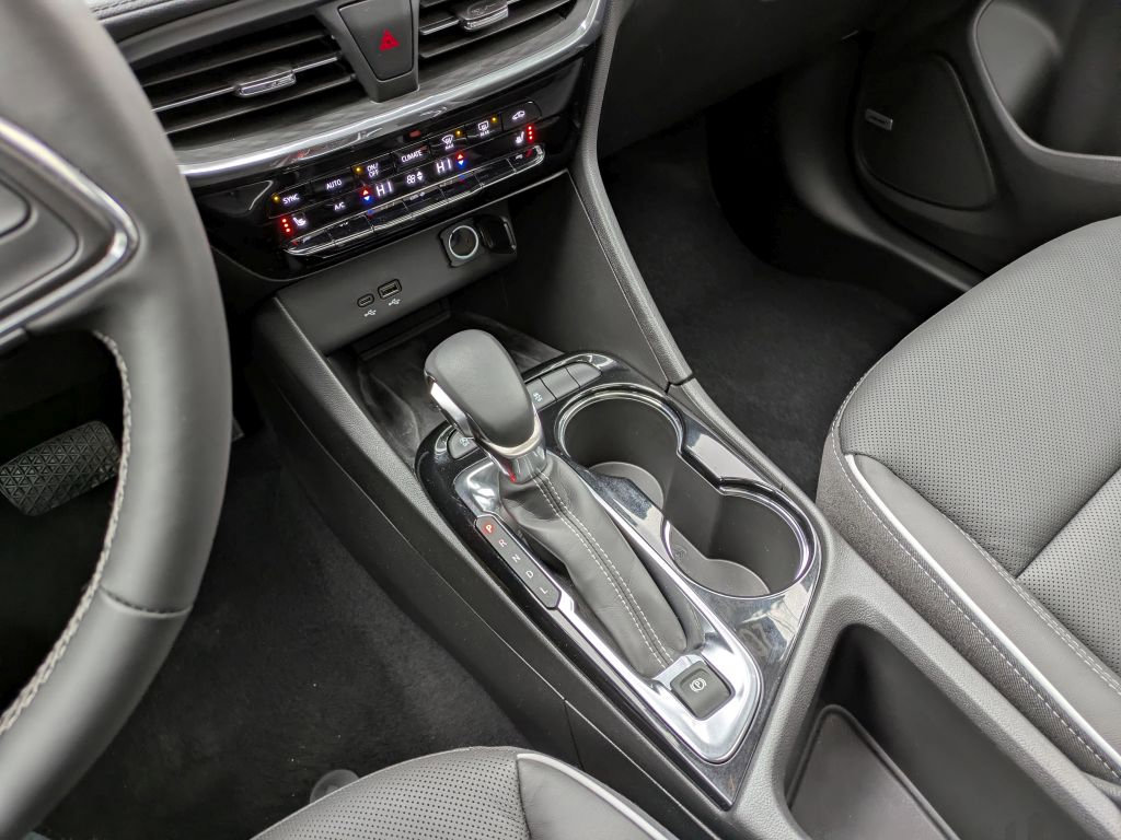 Certified 2026 Buick Encore GX Avenir w/ Avenir Technology Package image 21